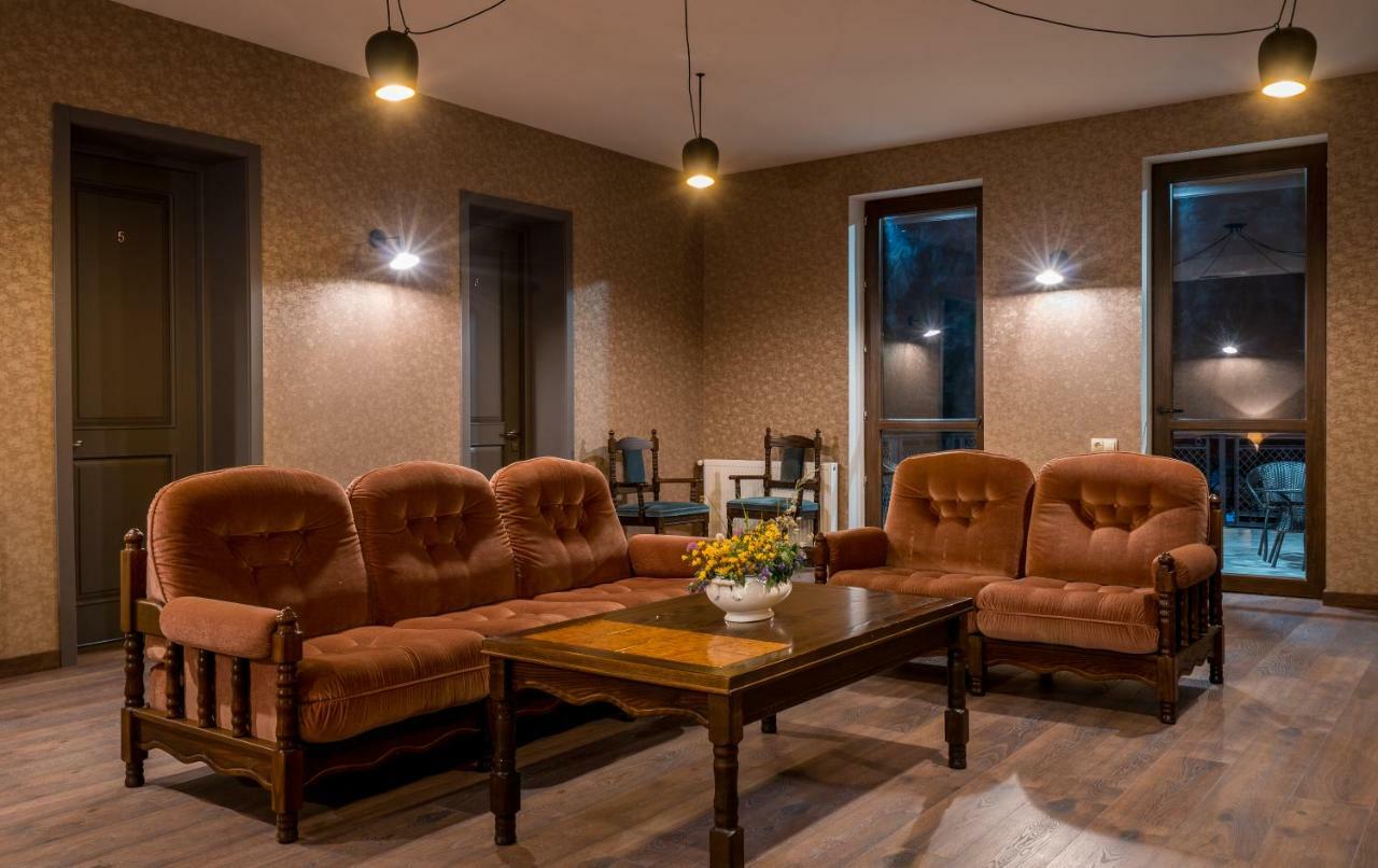 Travel Inn Kazbegi Εξωτερικό φωτογραφία
